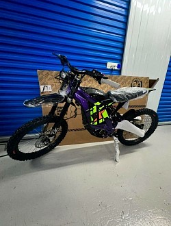 2024 Sur Ron LBX: New 60V/40AH battery, 12,345 km, $k. Latest model, max 6000W, carbon fiber parts, KKE suspension. Includes keys, charger, toolkit, and more.