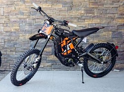 SURRON Light Bee X Electric Bike. Here's some information about it:  It's a lightweight electric dirt bike, combining elements of a mountain bike and a dirt bike.  The 2024 model can reach speeds up to 47 mph (75 km/h).  It has a range of approximately 40-60 miles on a single charge, depending on riding conditions.  It features a removable 60V/40Ah lithium-ion battery.  It takes about 4 hours to fully charge the battery.  The bike weighs around 123 lbs (56 kg).  It is designed for off-road use but can also be used for commuting.  The 2025 model has some power upgrades compared to the 2024 version.
